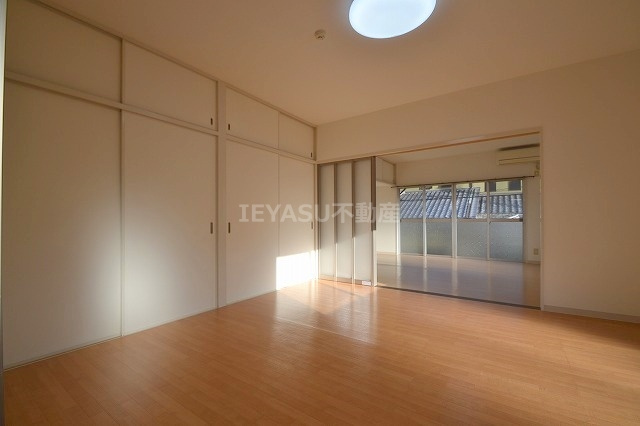 森ハイツの洋室