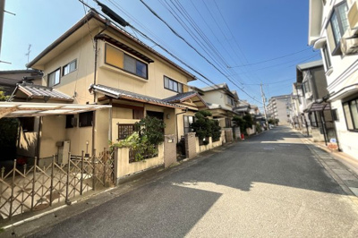 【前面道路含む現地写真】 | 宇治市五ケ庄西川原　注文住宅　建築条件なし　土地 | 最寄駅は京阪『木幡駅』徒歩11分　JR『木幡駅』にもアクセス可能で通勤・通学に便利です。