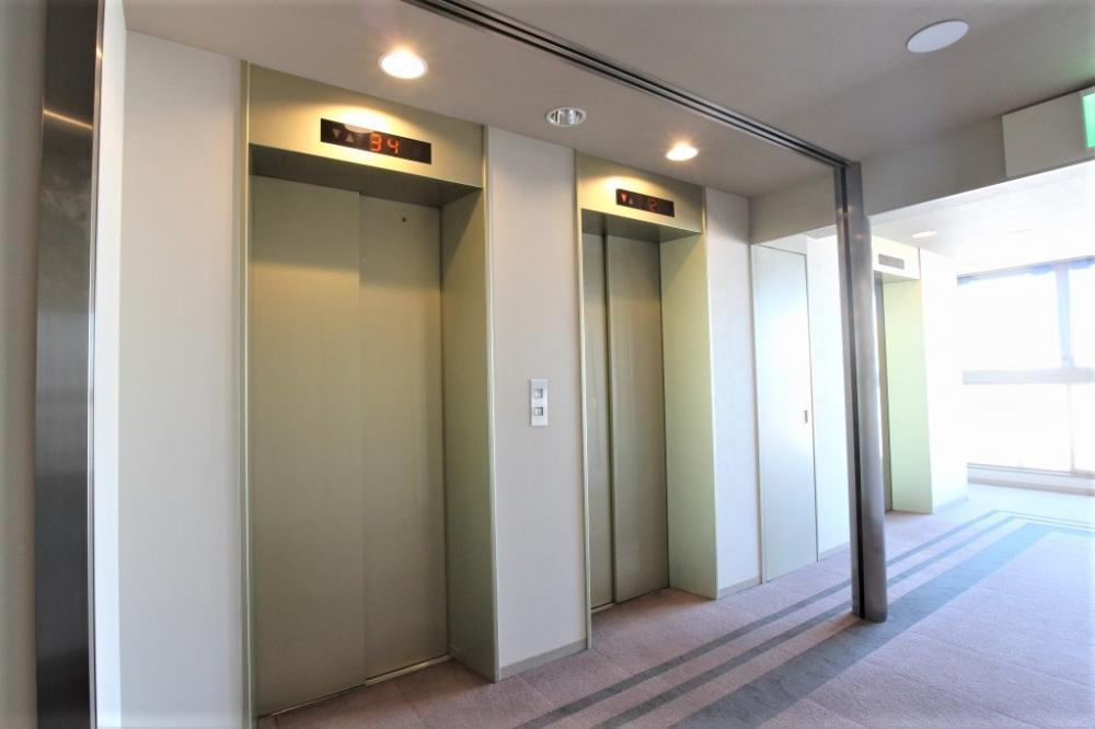 ザガーデンタワーズサンセットタワー　18階　89.80㎡　空室のその他共用部分