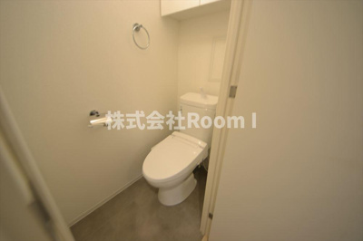 【トイレ】 | セレニテ堺筋本町リアン | コンパクトで使いやすいトイレです