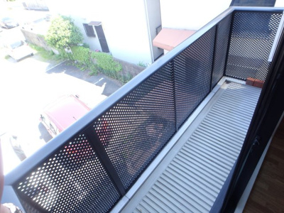 【バルコニー】 | ドミール伏原 | バルコニーからの眺めを楽しみながら食事をしませんか