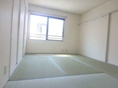 【和室】 | ドミール伏原 | 和室、ちょっとしたくつろぎスペースにいかがでしょうか