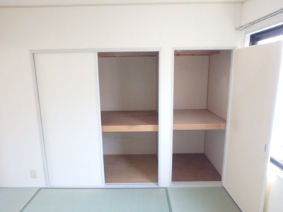 【収納】 | ドミール伏原 | 住空間を広々使える収納スペース