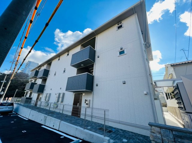 YKメゾン舞子台の外観