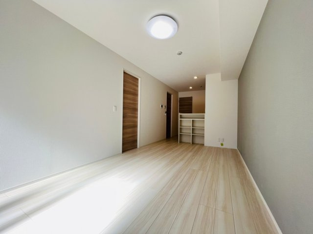 YKメゾン舞子台の居間・リビング