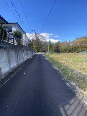 古殿町松川　日当たり良好！90坪の前面道路含む現地写真