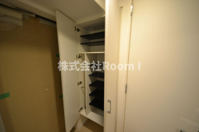 【玄関】 | セレニテ堺筋本町リアン | ゆったりとした玄関です