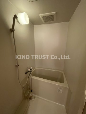 メゾンドアヴェルⅢの浴室|ゆったり過ごせるお風呂です