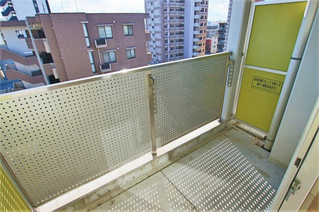 サンアーク深江橋のバルコニー