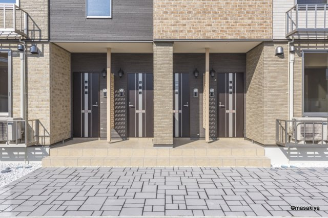 ラピィエル・EXのエントランス