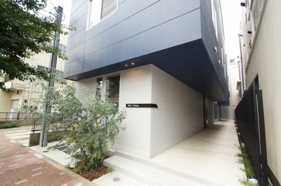 【エントランス】 |  ヴィッラルニカ