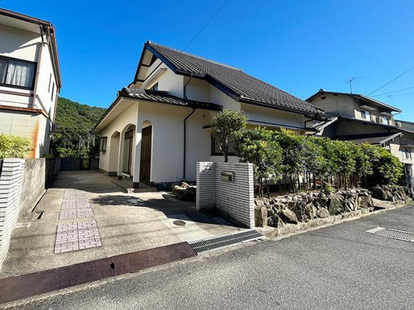 岡山市東区瀬戸町寺地の中古一戸建の外観