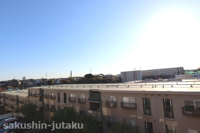 コープ野村新検見川　２号棟の展望|最上階に眺望良好です。