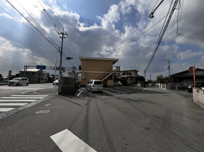 【駐車場】 | ハイツコトザキ | 車をお持ちの方に嬉しい駐車場付きの物件です