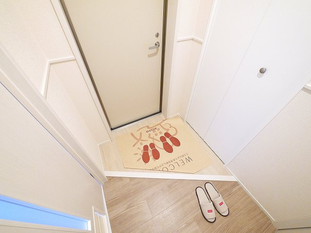 ル・ココン二番館の玄関