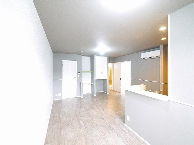 ル・ココン二番館の居間・リビング