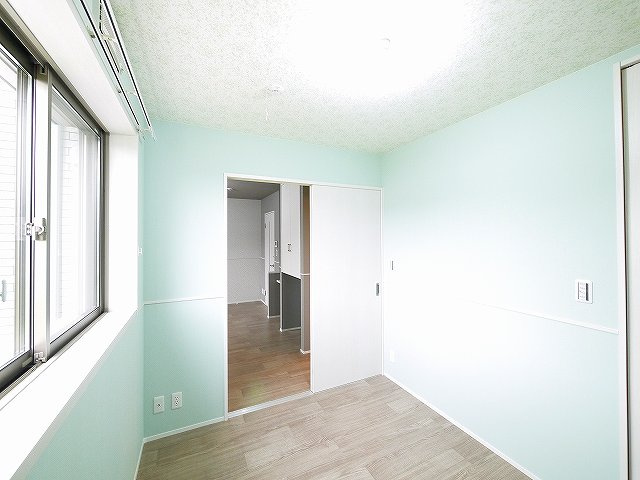 ル・ココン二番館の洋室