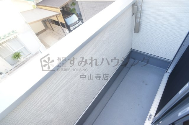 ナウハウス山本南のバルコニー