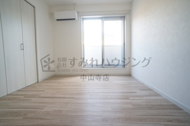 ナウハウス山本南の寝室