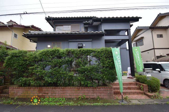 川島町八幡1丁目　中古一戸建ての駐車場