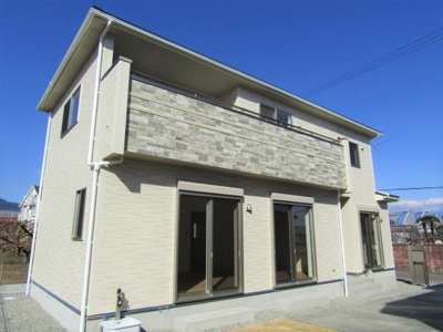 【外観】 | ブルーミングガーデンアルプス市飯野 | 新築戸建：南アルプス市飯野・全2棟【1号棟】
土地面積：58.79坪　建物面積：32.43坪