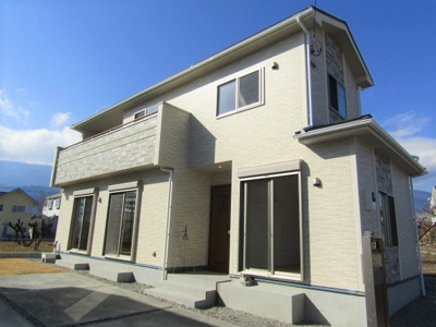 【外観：施工例】 | ブルーミングガーデンアルプス市飯野 | 新築戸建：南アルプス市飯野・全2棟【1号棟】
土地面積：58.79坪　建物面積：32.43坪