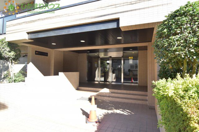 藤和シティコープ桶川のエントランス