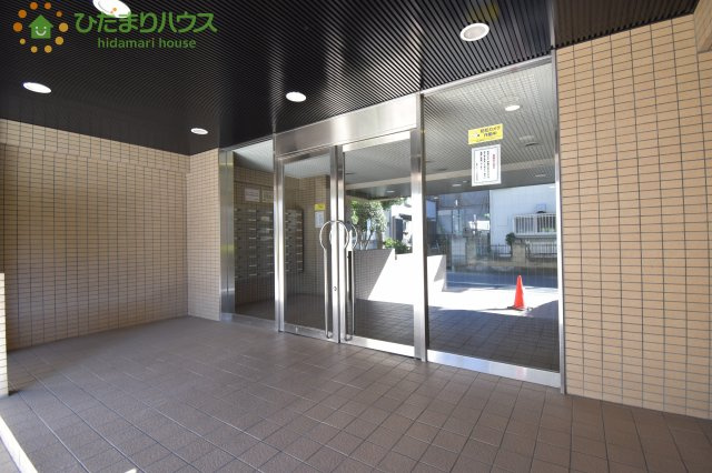 藤和シティコープ桶川のエントランス