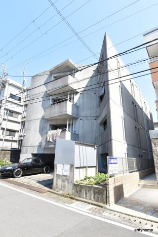 メゾンドメトロリョクチコウエン（シェーネデューエ）　仲介手数料無料の外観