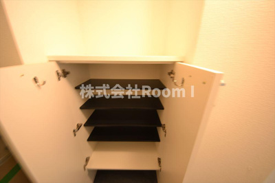 【玄関】 | セレニテ堺筋本町リアン | ゆったりとした玄関です