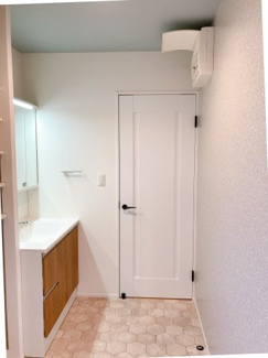 【独立洗面台】