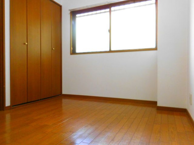 【寝室】 | チェリーコート