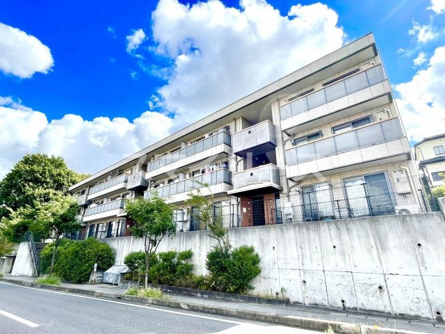 アルファコート流山の外観