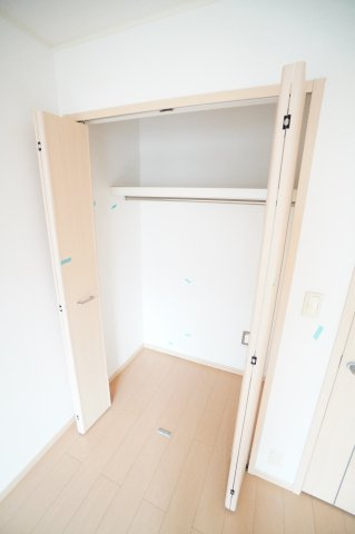 【収納】 | サン・グレイス | ※同物件・反転タイプの写真です。