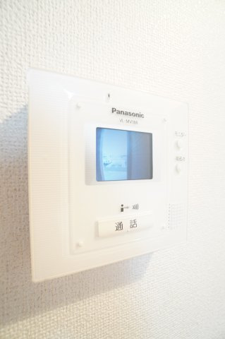 【セキュリティ】 | サン・グレイス | ※同物件・反転タイプの写真です。