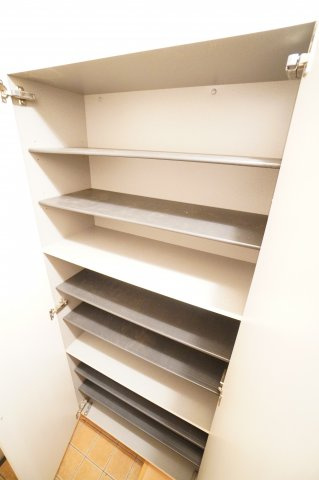 【収納】 | サン・グレイス | ※同物件・反転タイプの写真です。