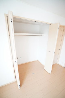 【収納】 | サン・グレイス | ※同物件・反転タイプの写真です。