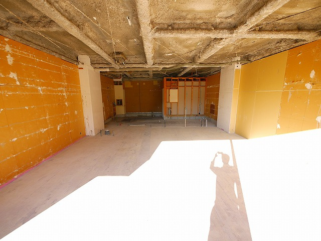 ライブリー州見の内装