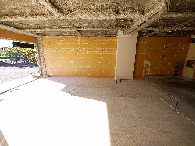 ライブリー州見の内装