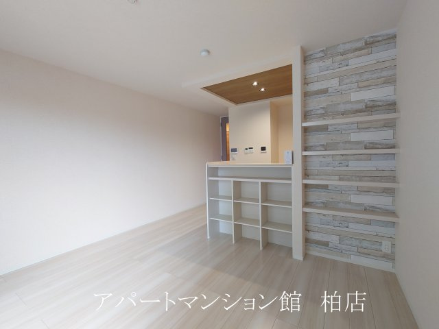 ハイピクチャーC棟の内装