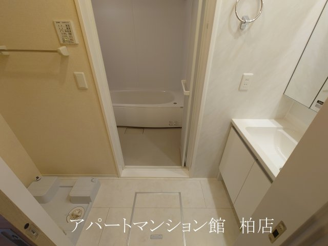 ハイピクチャーC棟の洗面所