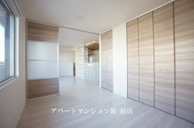 【洋室】 | ハイピクチャーC棟