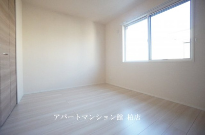 【洋室】 | ハイピクチャーC棟
