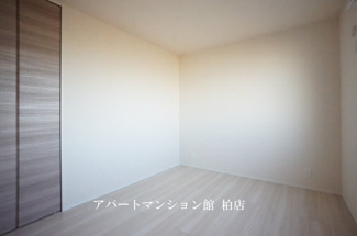 【洋室】 | ハイピクチャーC棟