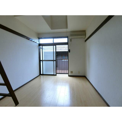 【寝室】 | レジデンス・エス