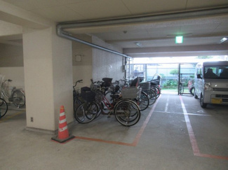 【その他共用部分】 | 駐輪場です
