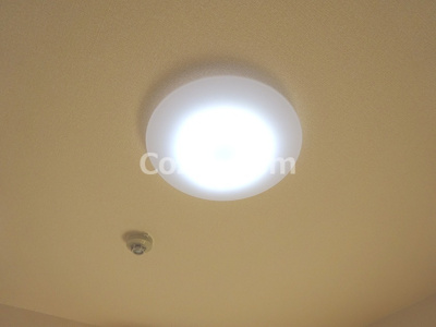 【設備】 | サンクリエイト江坂 | 照明器具付きです