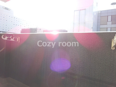 【バルコニー】 | サンクリエイト江坂 | 南向きバルコニーです