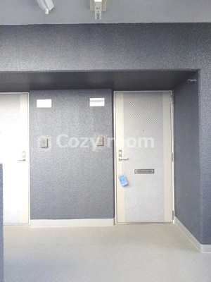 【玄関】 | サンクリエイト江坂 | ゆったりとした玄関です