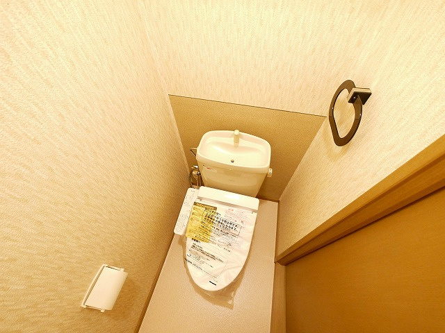 ビクトワールＢ棟の収納|こまごまとしたものを収納できそうですね